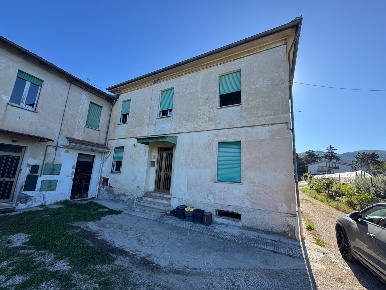 Foto Appartamento in Casa Semindipendente Strada Santa Maria Maddalena,