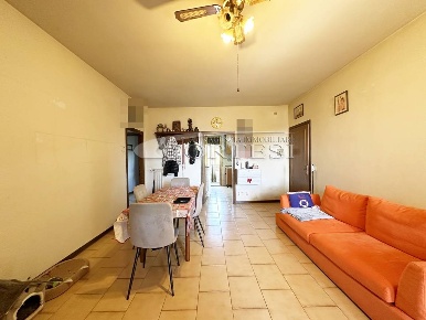 Foto Appartamento a Città di Castello di 90 m² con 6 locali in vendita