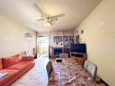 Foto Appartamento a Città di Castello di 90 m² con 6 locali in vendita