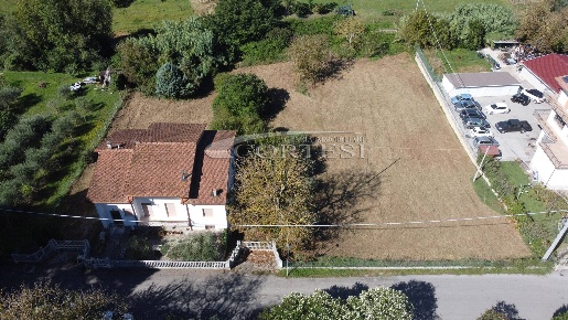 Foto Terreno residenziale a Perugia di 1300 m² in vendita