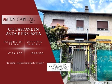 Foto Appartamento in Via Francesco Ruffini, Ivrea di 50 m² con 4 locali