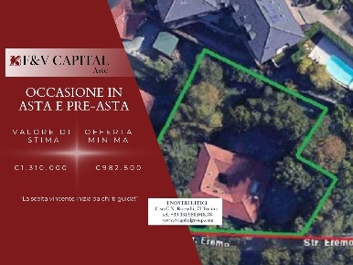 Foto Villa unifamiliare in Strada Eremo, Pecetto Torinese di 558 m²