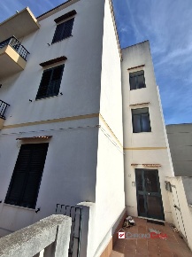 Foto Appartamento in via merlin, Messina Ganzirri di 120 m² con 5 locali