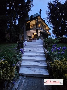 Foto Casa indipendente in Via Molise, Pioltello Centro di 820 m² in vendita