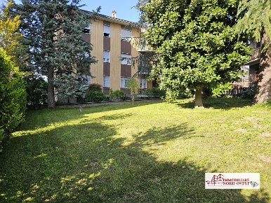 Foto Casa indipendente in Via Molise, Pioltello Centro di 820 m² in vendita