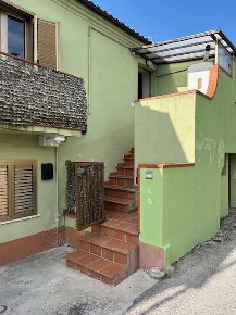 Foto Appartamento in VIA GIARDINO, Pescara di 90 m² con 3 locali in vendita