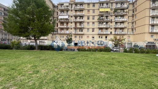 Foto Appartamento in via De Bellis 47, Bari Carrassi di 115 m² con 3 locali