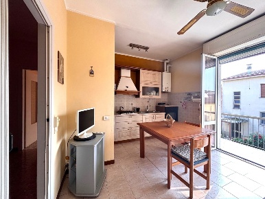 Foto Appartamento in Vicolo Pace 5, Carpaneto Piacentino Centro di 100 m²