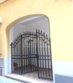 Foto Appartamento a Lucca Piazza Napoleone - San Michele di 190 m²