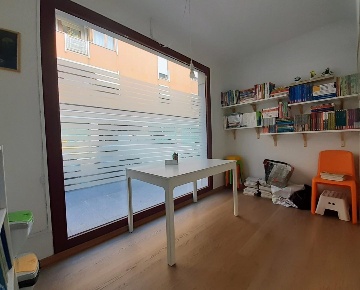 Foto Ufficio a Pontedera Centro di 7 m² con 1 locali in affitto