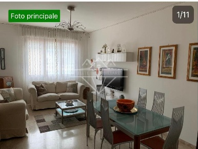 Foto Appartamento a Carrara Avenza di 90 m² con 5 locali in affitto