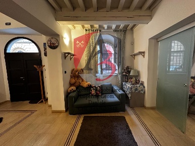 Foto Appartamento a Pisa Sant'Antonio di 90 m² con 4 locali in vendita