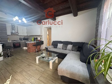 Foto Appartamento a Pescia di 115 m² con 6 locali in vendita