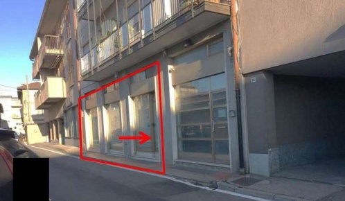 Foto Negozio in Via Giuseppe Garibaldi 44/46, Mariano Comense Centro