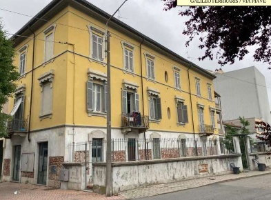 Foto Appartamento in Corso Galileo Ferraris, Trino Centro di 92 m²