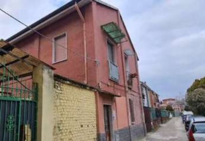 Foto Appartamento in Via Valassina, Paderno Dugnano Incirano di 51 m²