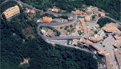 Foto Appartamento in Via degli Archi, Talamello Centro di 202 m² in vendita