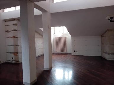 Foto Appartamento a Crema Semicentro di 120 m² con 3 locali in vendita