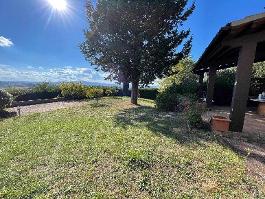 Foto Villa unifamiliare a Certaldo Sciano, San Donnino, Tavolese di 250 m²