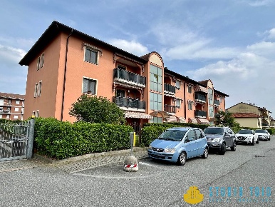 Foto Appartamento a Candelo di 100 m² con 5 locali in vendita