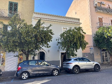 Foto Casa indipendente in via Umberto Nobile 70, Eboli Centro di 130 m²