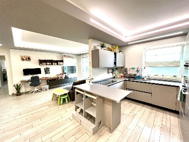 Foto Appartamento in Via Carlo Marx 1, Corciano Chiugiana La Commenda