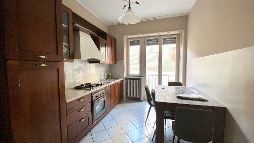 Foto Appartamento in Via Crosa  11, Biella Centro Storico di 100 m²