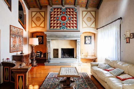 Foto Villa unifamiliare in Via Pino di Sopra 9, Gandino Centro di 550 m²