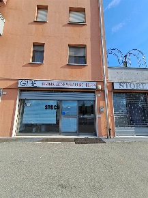 Foto Locale commerciale a Carpi di 300 m² con 6 locali in vendita