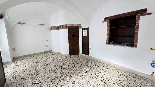 Foto Negozio in Via Rosazza 47, Biella Chiavazza di 18 m² con 1 locali