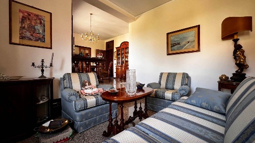 Foto Villa bifamiliare a Solesino Centro di 166 m² con 7 locali in vendita