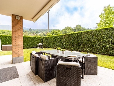 Foto Appartamento in Via Dante Alighieri, Dolzago Centro di 111 m²