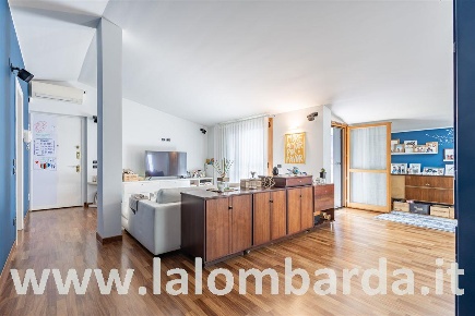 Foto Appartamento in San Rocco, Lissone Centro Storico di 156 m² in vendita