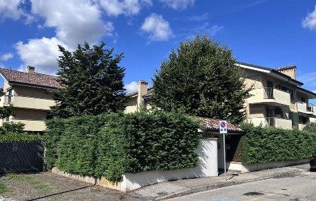 Foto Appartamento a Desio di 90 m² con 3 locali in vendita