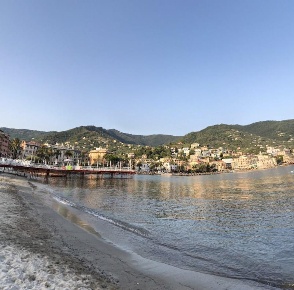 Foto Appartamento in Salita del Boschetto, Rapallo Sant'Anna di 75 m²