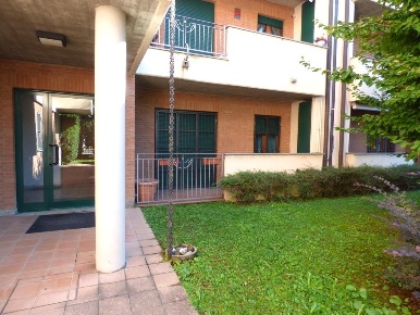 Foto Appartamento a Desio di 90 m² con 3 locali in vendita