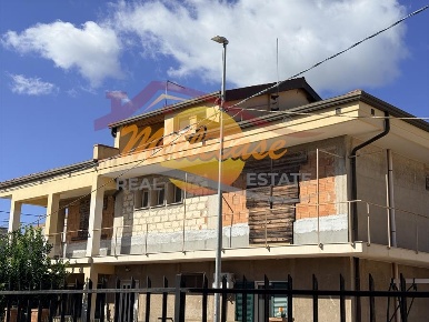 Foto Appartamento in via monte Cammarata, Siracusa Epipoli di 80 m²