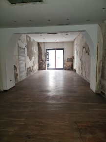 Foto Negozio a Ferentino Centro con 2 locali in vendita