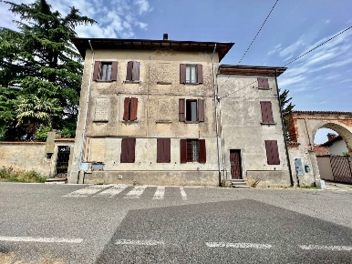 Foto Appartamento a Castel San Giovanni di 120 m² con 4 locali in vendita