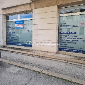 Foto Ufficio in Via Roma 30/8, Noventa Vicentina Centro di 121 m²