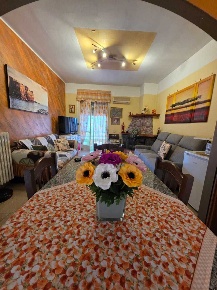 Foto Appartamento a Mercato San Severino Piazza Del Galdo-sant'angelo