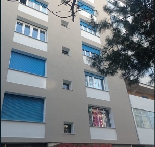 Foto Appartamento in Via Giovanni Roveda 24C, Torino di 133 m² con 7 locali