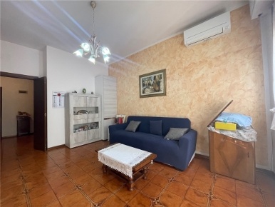 Foto Appartamento in VIA MACCARI, Firenze Argingrosso di 90 m² con 4 locali