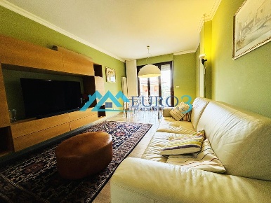 Foto Appartamento in VIA FONTE DI VALLE 2, Altidona di 79 m² con 5 locali