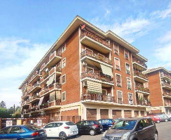Foto Appartamento in via beniamino costantini, Roma di 90 m² con 3 locali