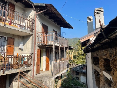 Foto Appartamento in borgata viretta, Giaveno di 100 m² con 3 locali