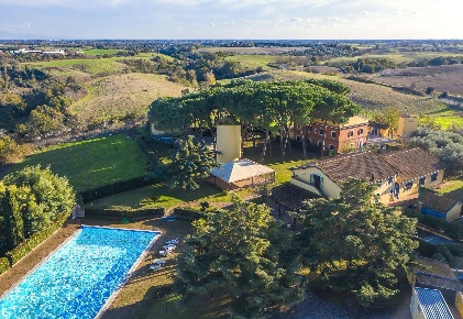 Foto Rustico in Via Del Casale Di Sant'angelo, Roma Osteria Nuova di 750 m²