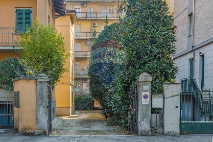 Foto Appartamento in Strada Antonio Zarotto, Parma San Lazzaro di 328 m²