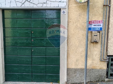 Foto Locale commerciale in dei mille, Casatenovo Monticello di 50 m²