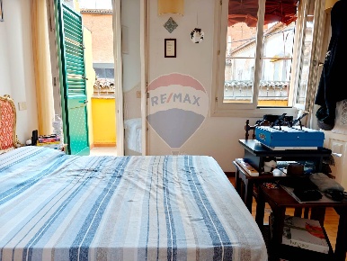 Foto Appartamento a Ferrara Centro Storico di 130 m² con 7 locali